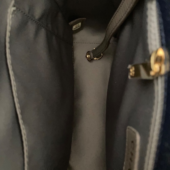 Chanel Petite Shopping Tote PST - Picture 5 of 13